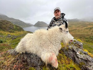 Alaska Mountain Goat Hunting